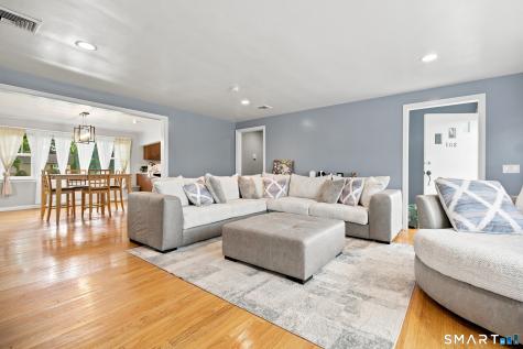 108 Pleasant Avenue East Haven CT 06512