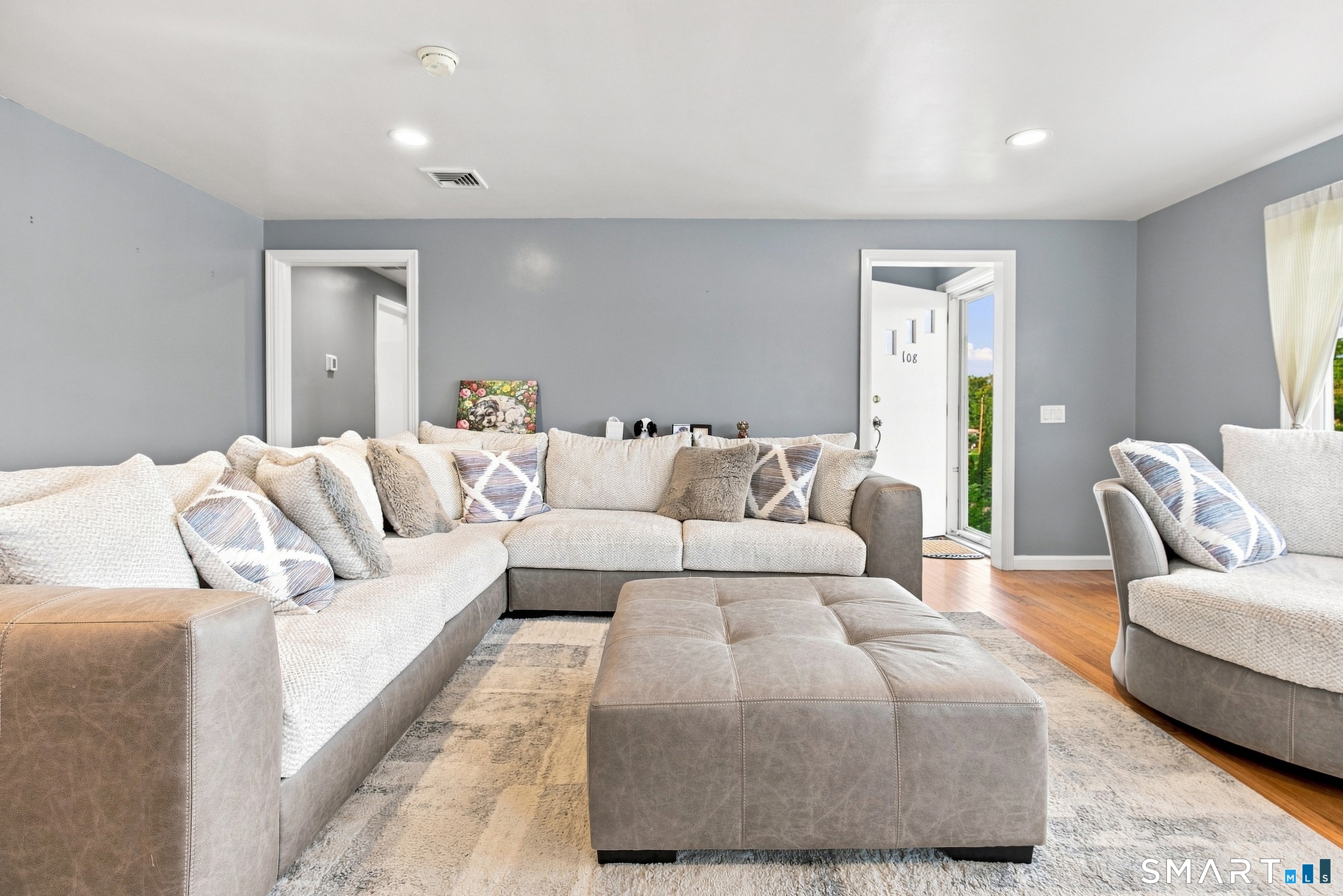 108 Pleasant Avenue East Haven CT 06512