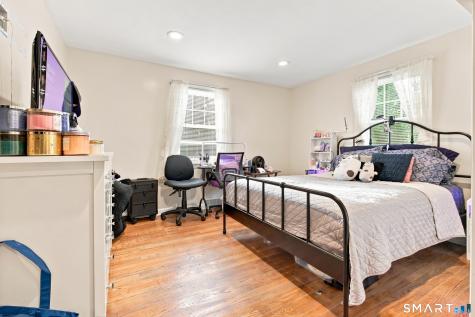 108 Pleasant Avenue East Haven CT 06512