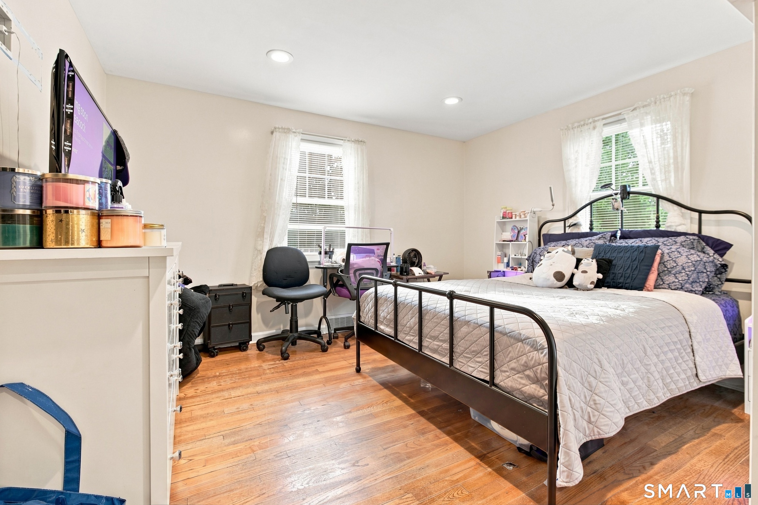 108 Pleasant Avenue East Haven CT 06512