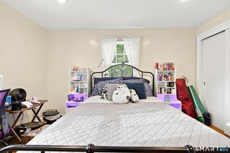 108 Pleasant Avenue East Haven CT 06512