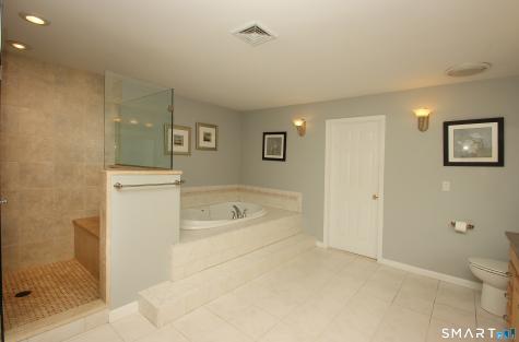 66 Wood Chase Lane North Branford CT 06471