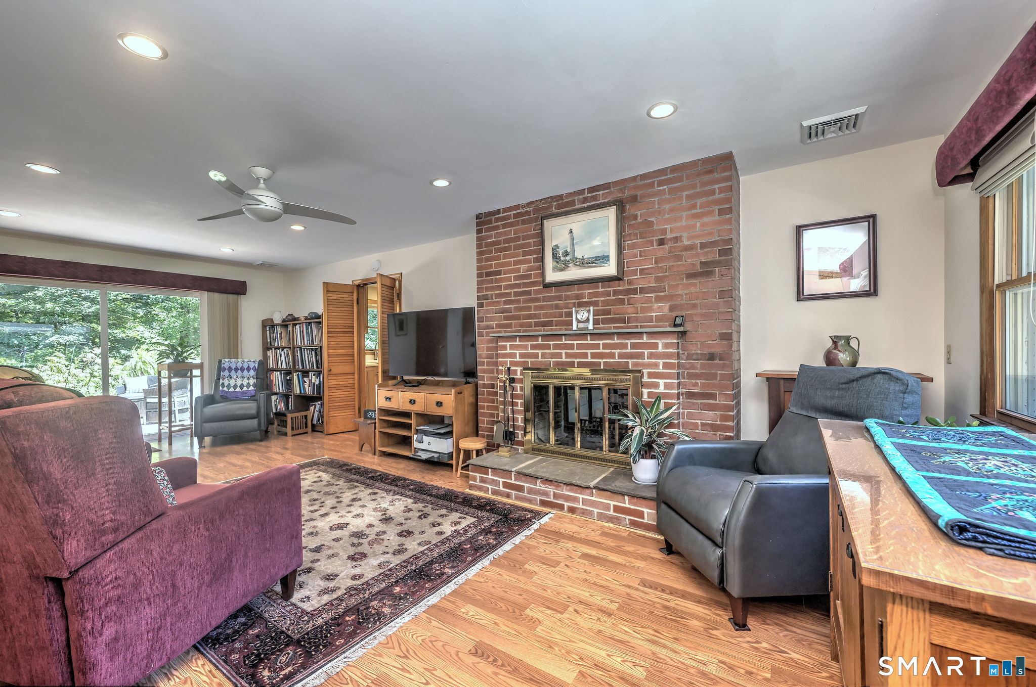 25 Mountain View Road Bethany CT 06524