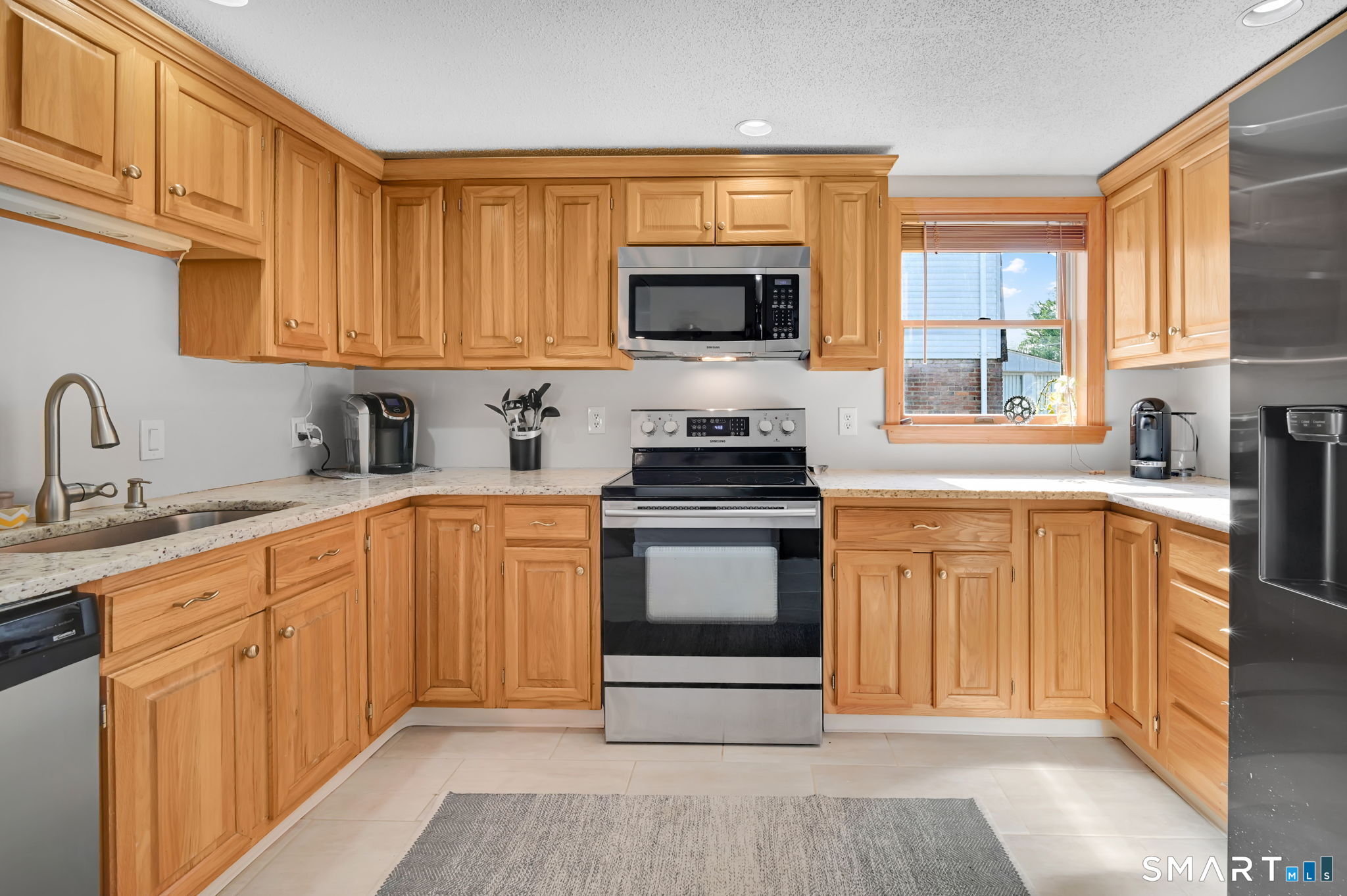 61 Cedar Street Newington CT 06111