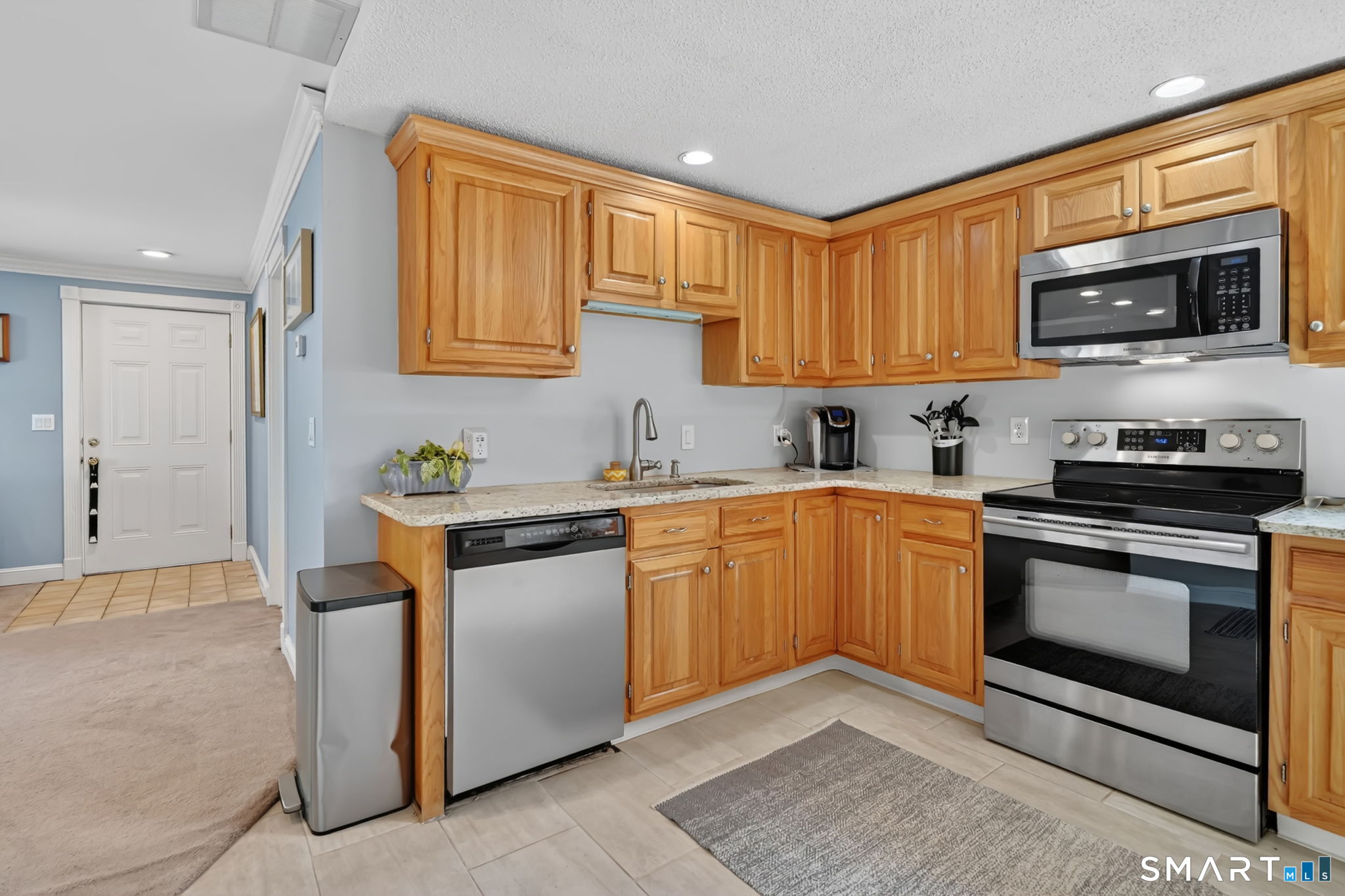 61 Cedar Street Newington CT 06111