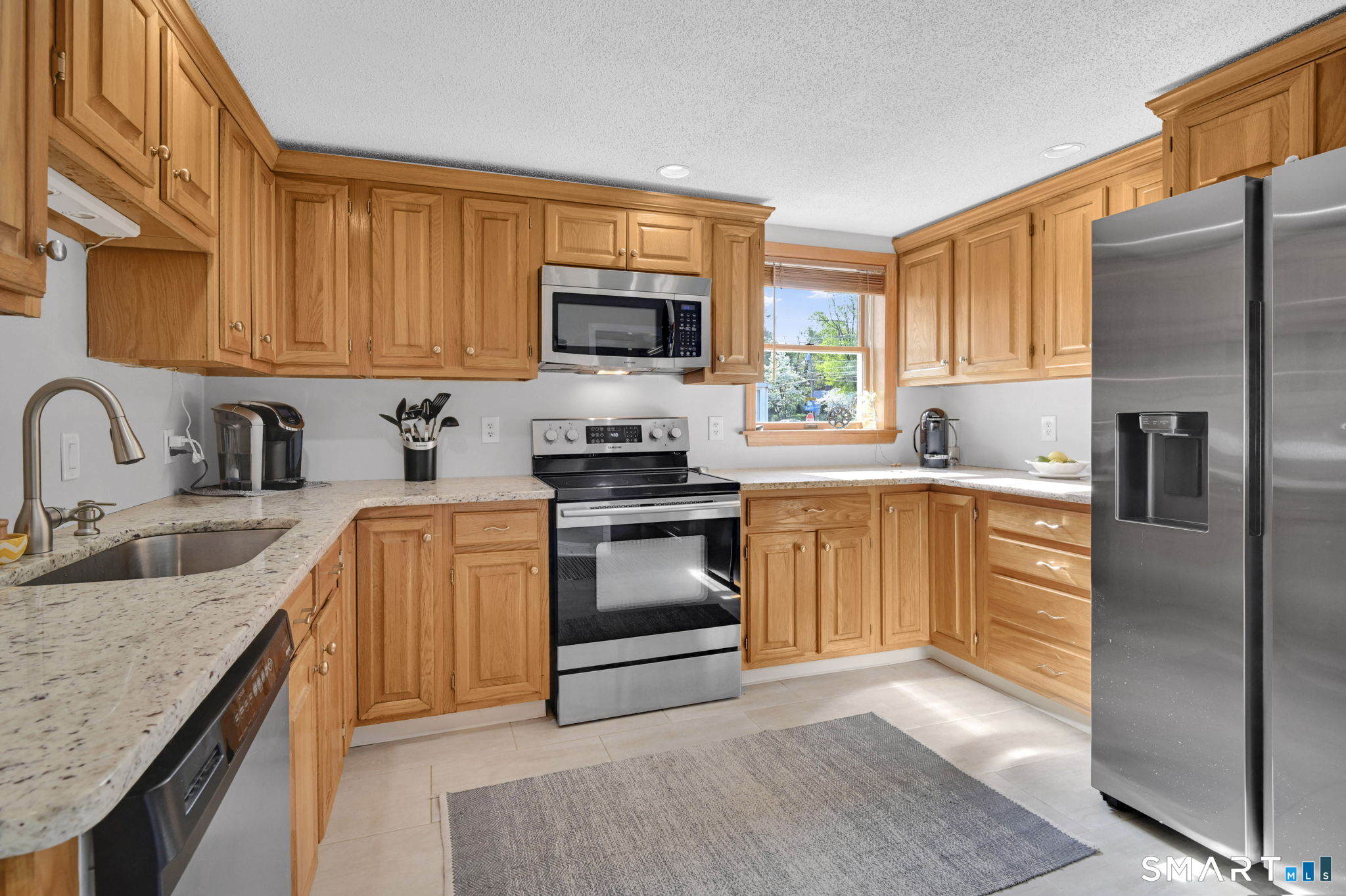 61 Cedar Street Newington CT 06111