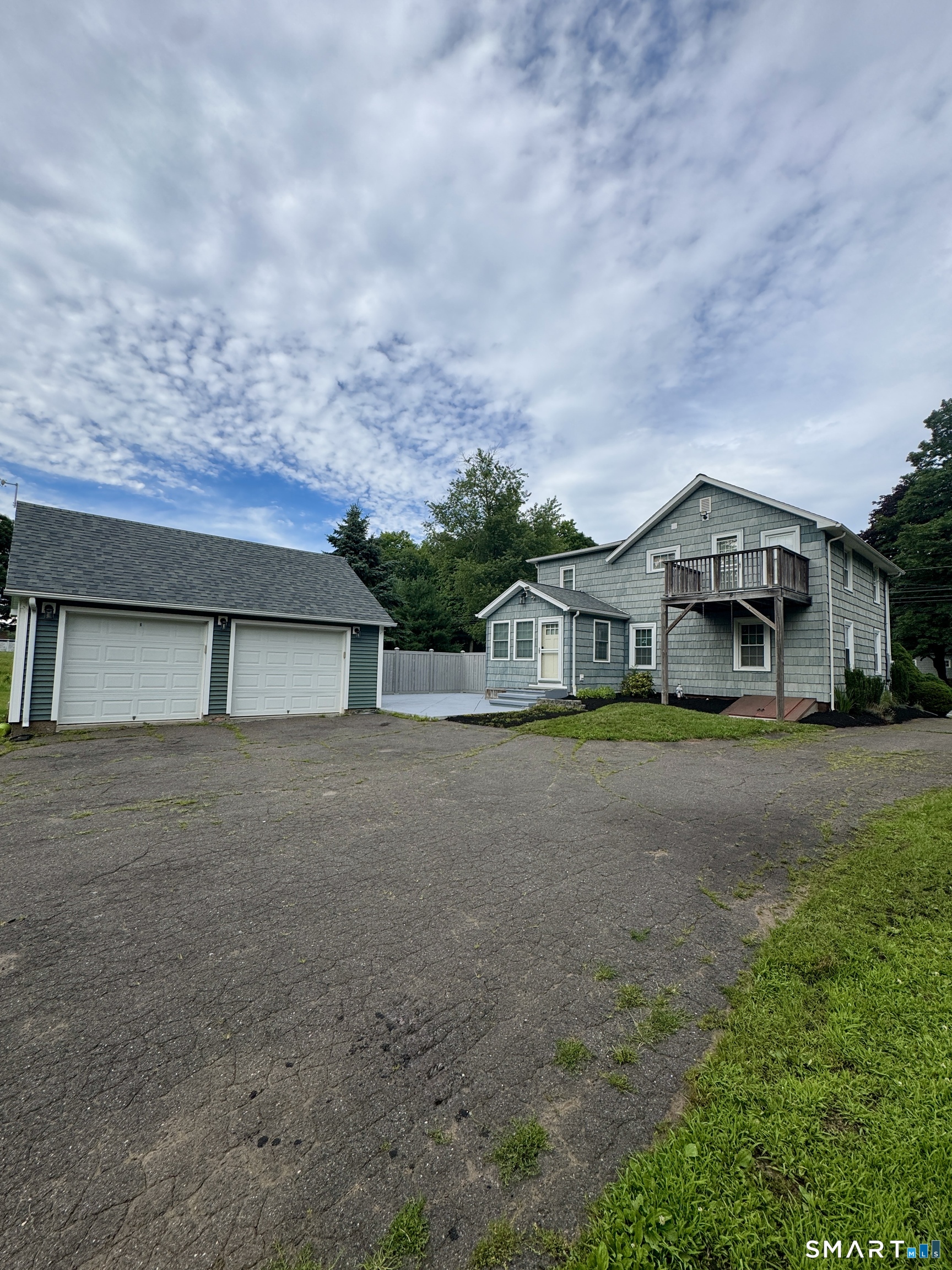 834 Bee Street Meriden CT 06450
