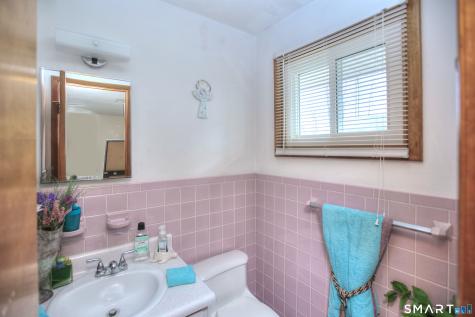 34 Richard Circle Stratford CT 06614
