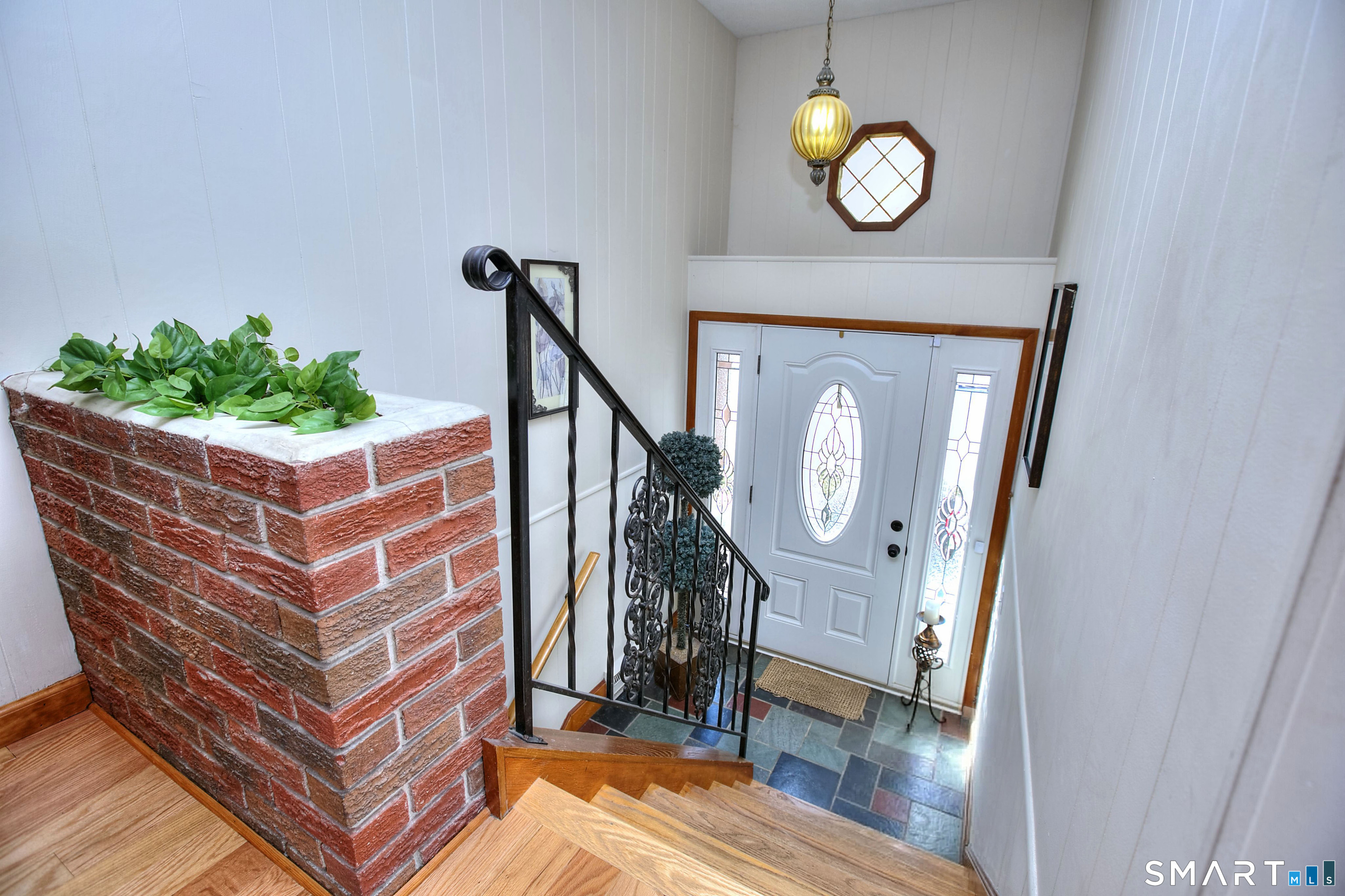 34 Richard Circle Stratford CT 06614