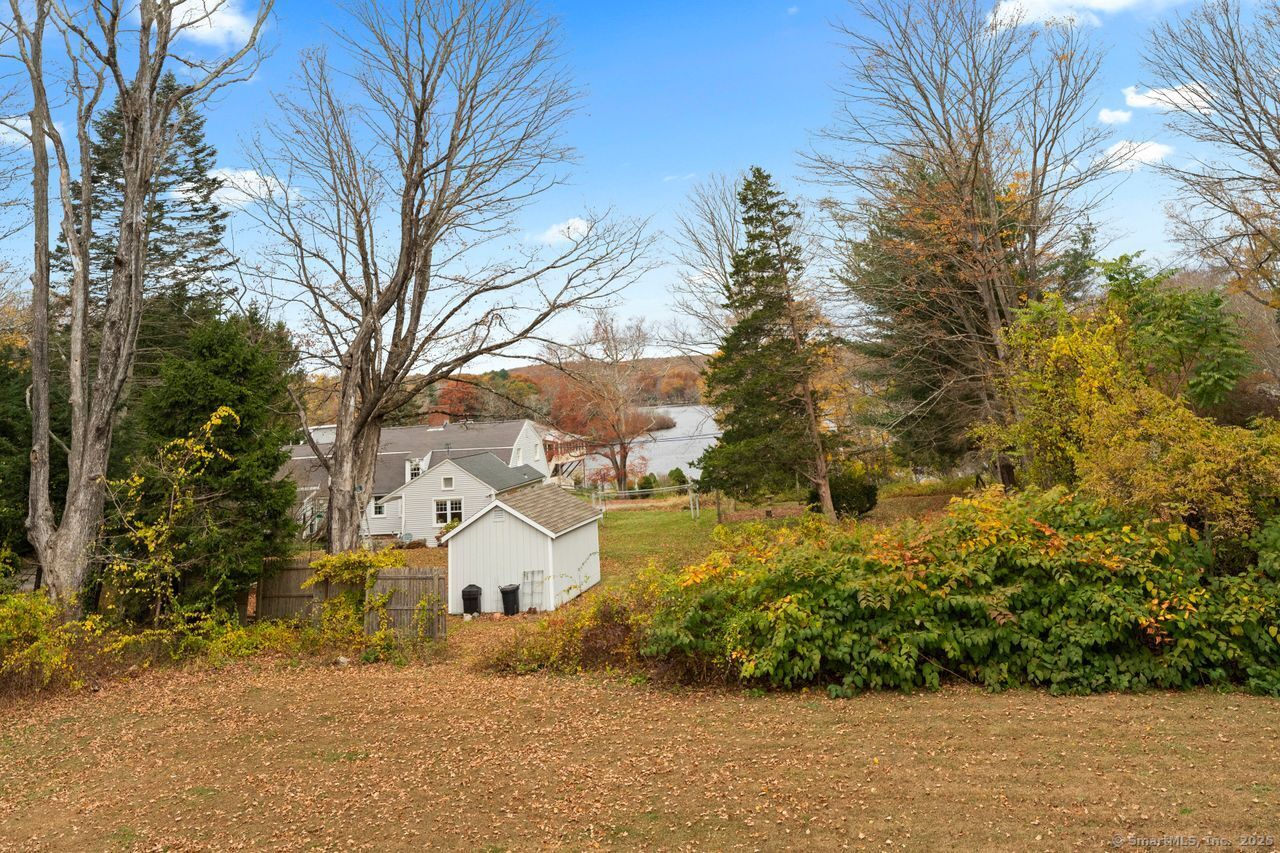 8 Tom Road East Haddam CT 06423