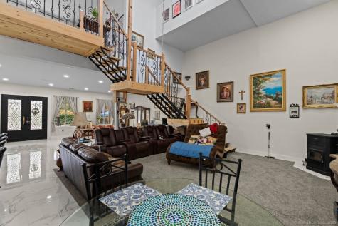 8 Tom Road East Haddam CT 06423