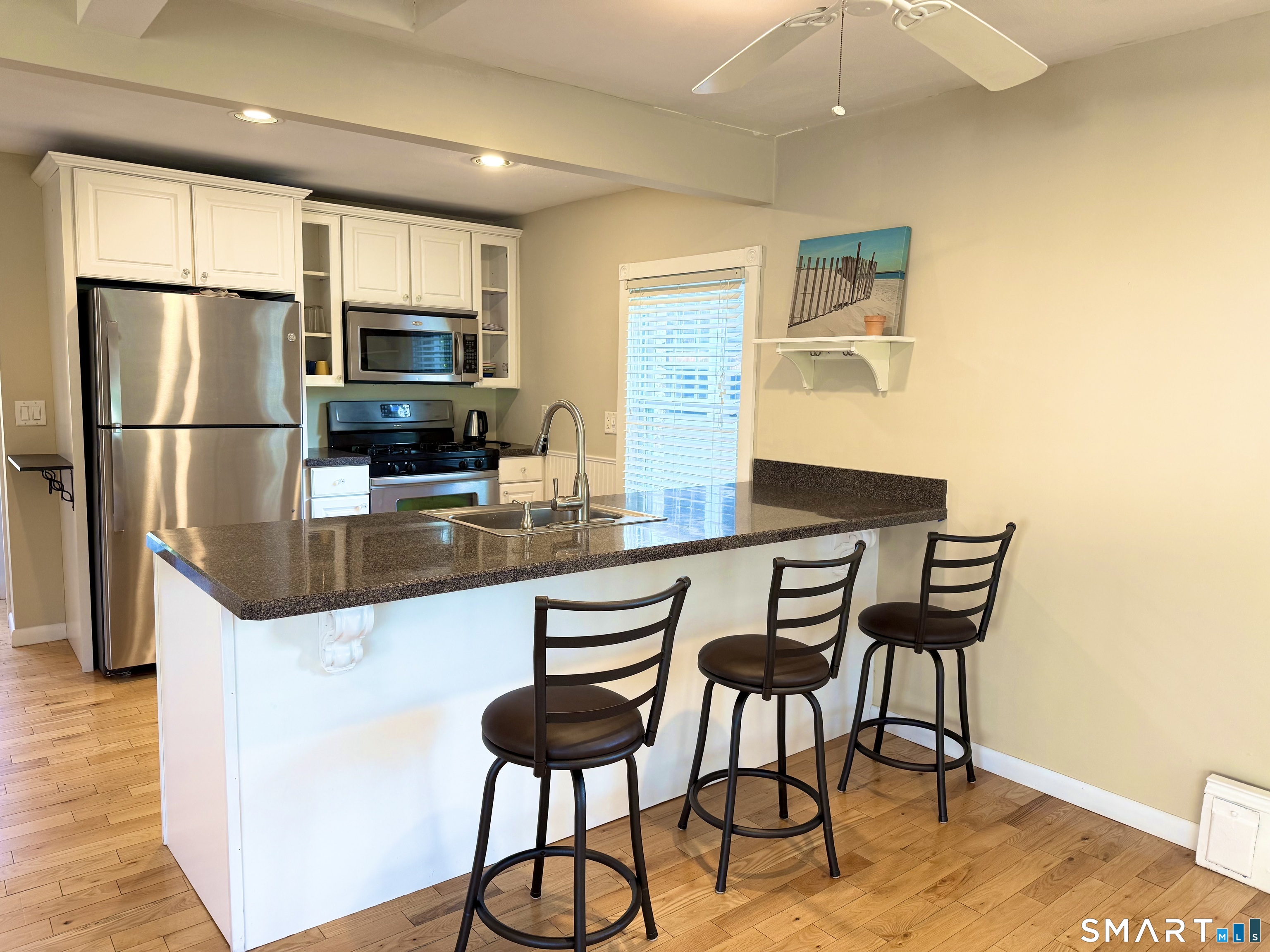 166 Cosey Beach Road East Haven CT 06512