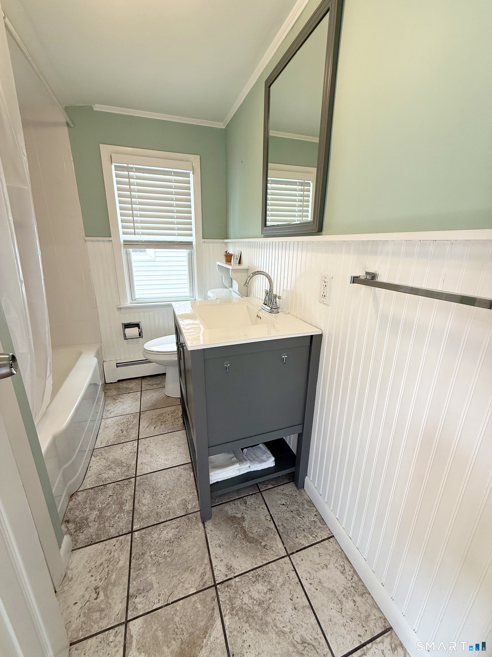166 Cosey Beach Road East Haven CT 06512