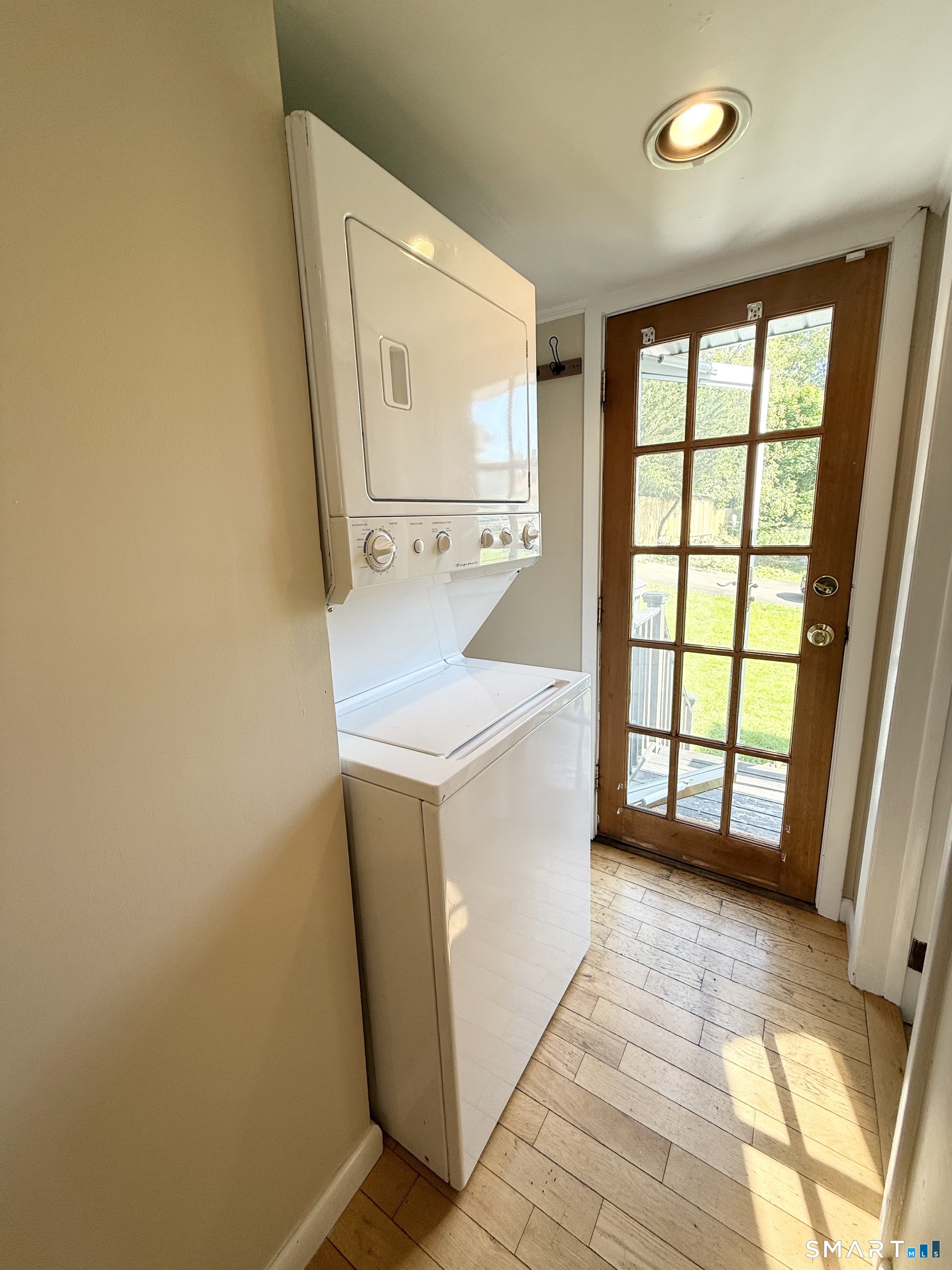 166 Cosey Beach Road East Haven CT 06512