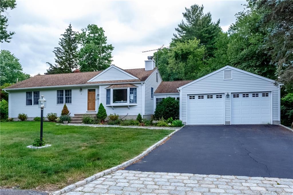 37 Smith Place Trumbull CT 06611