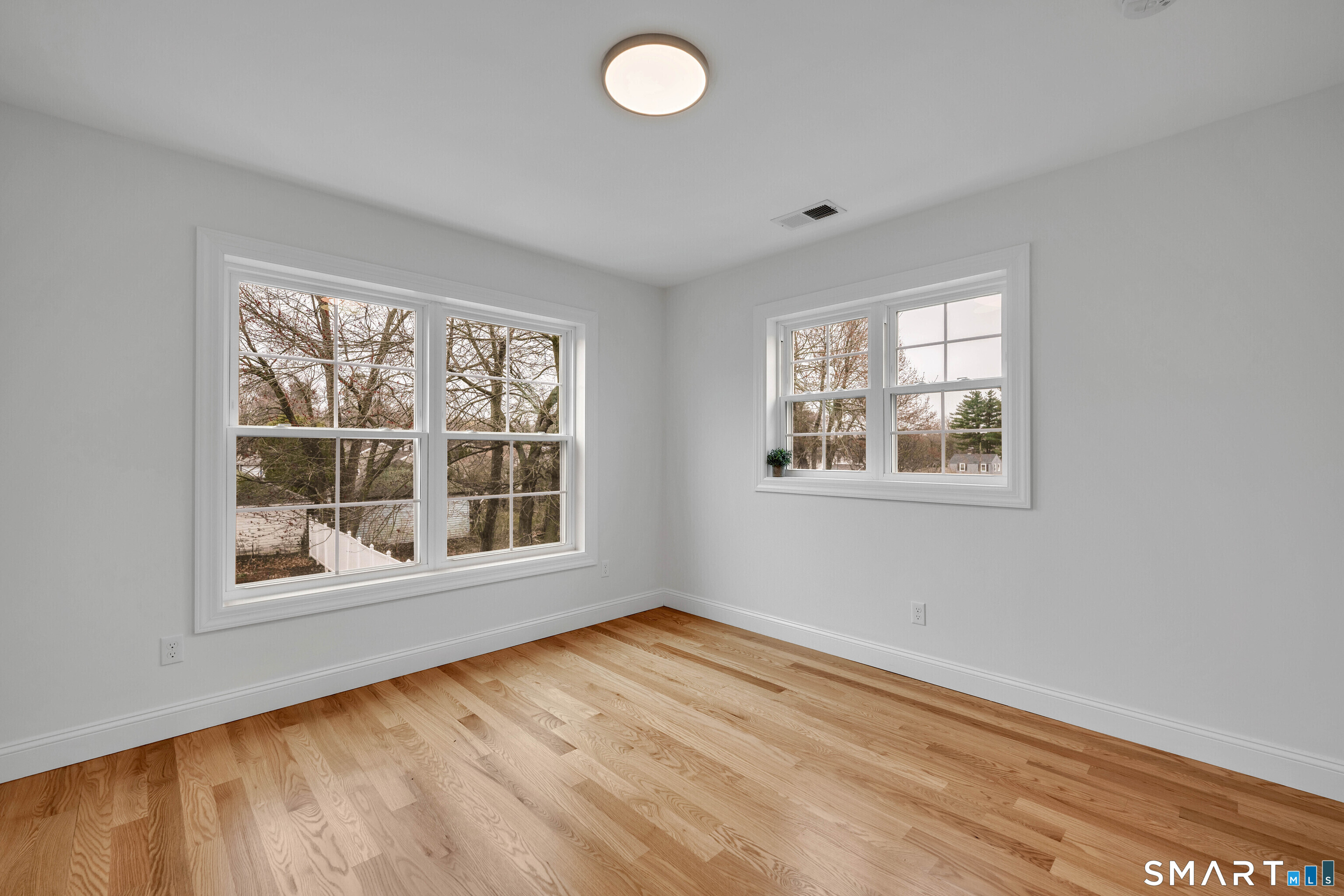 39 Robbins Avenue Newington CT 06111