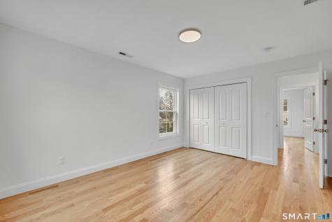 39 Robbins Avenue Newington CT 06111