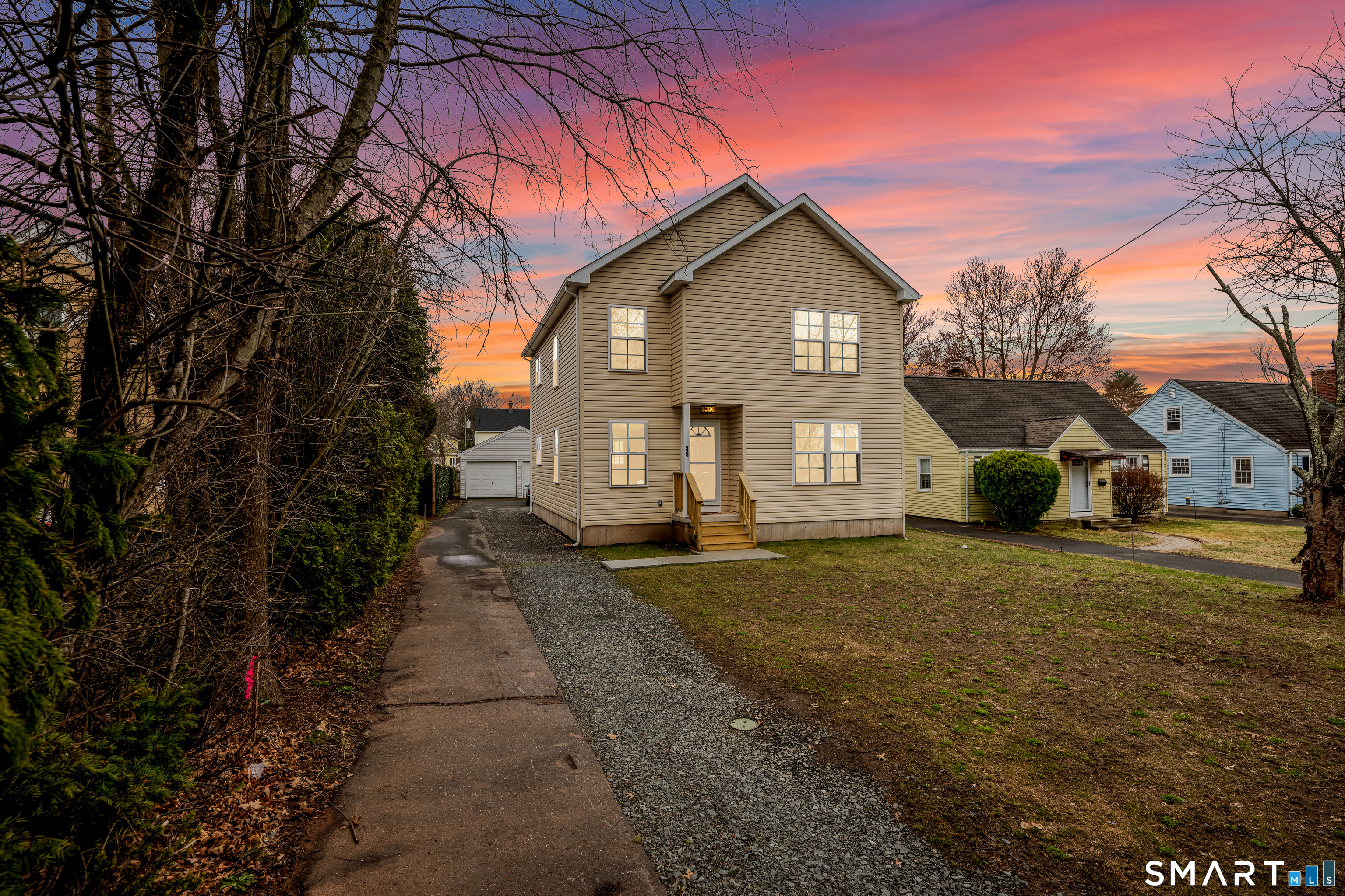 39 Robbins Avenue Newington CT 06111