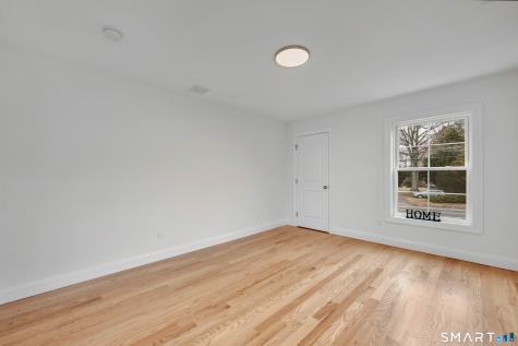 39 Robbins Avenue Newington CT 06111