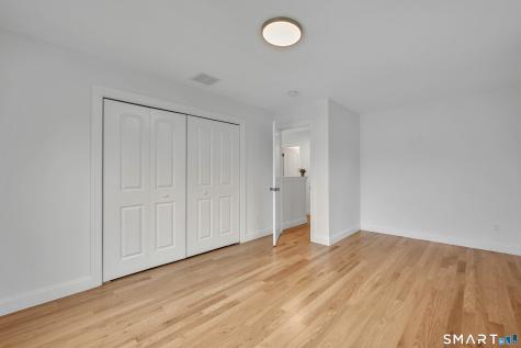 39 Robbins Avenue Newington CT 06111