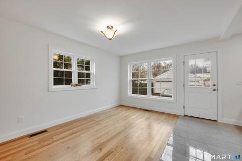 39 Robbins Avenue Newington CT 06111
