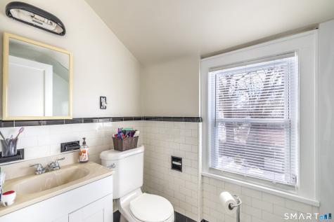 61 Astoria Avenue Bridgeport CT 06604