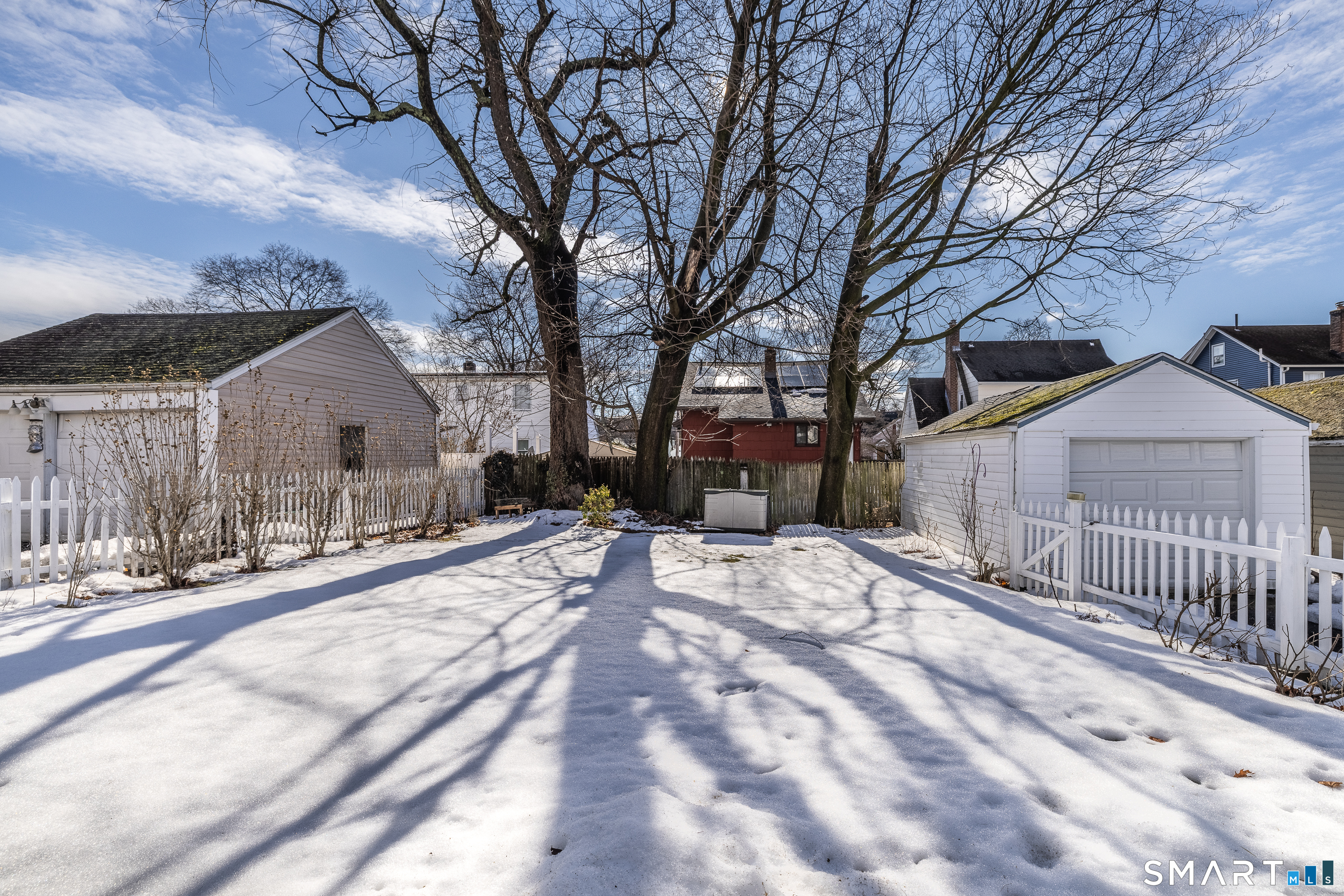 61 Astoria Avenue Bridgeport CT 06604