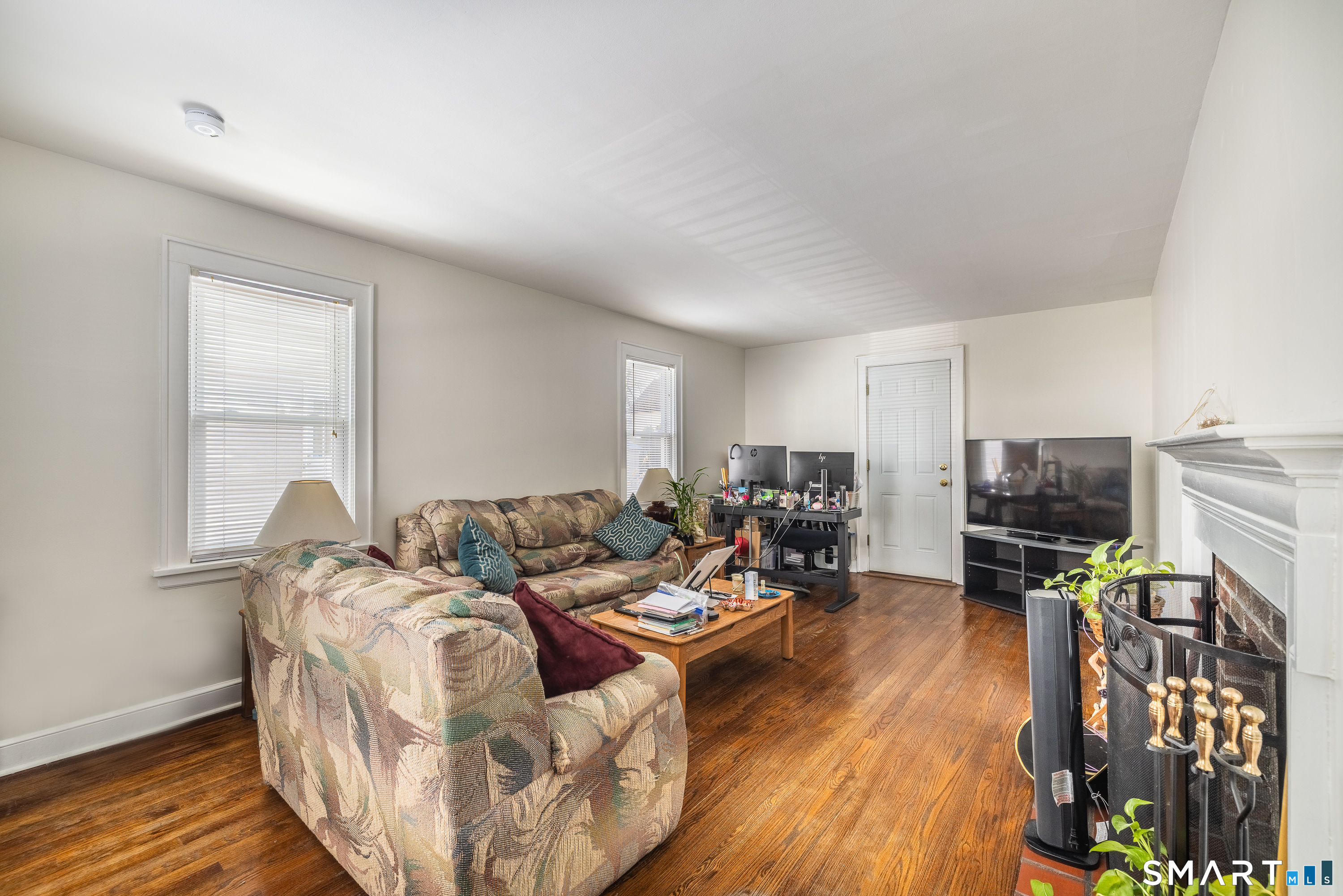 61 Astoria Avenue Bridgeport CT 06604