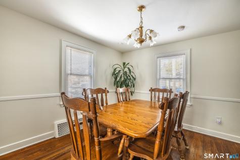 61 Astoria Avenue Bridgeport CT 06604