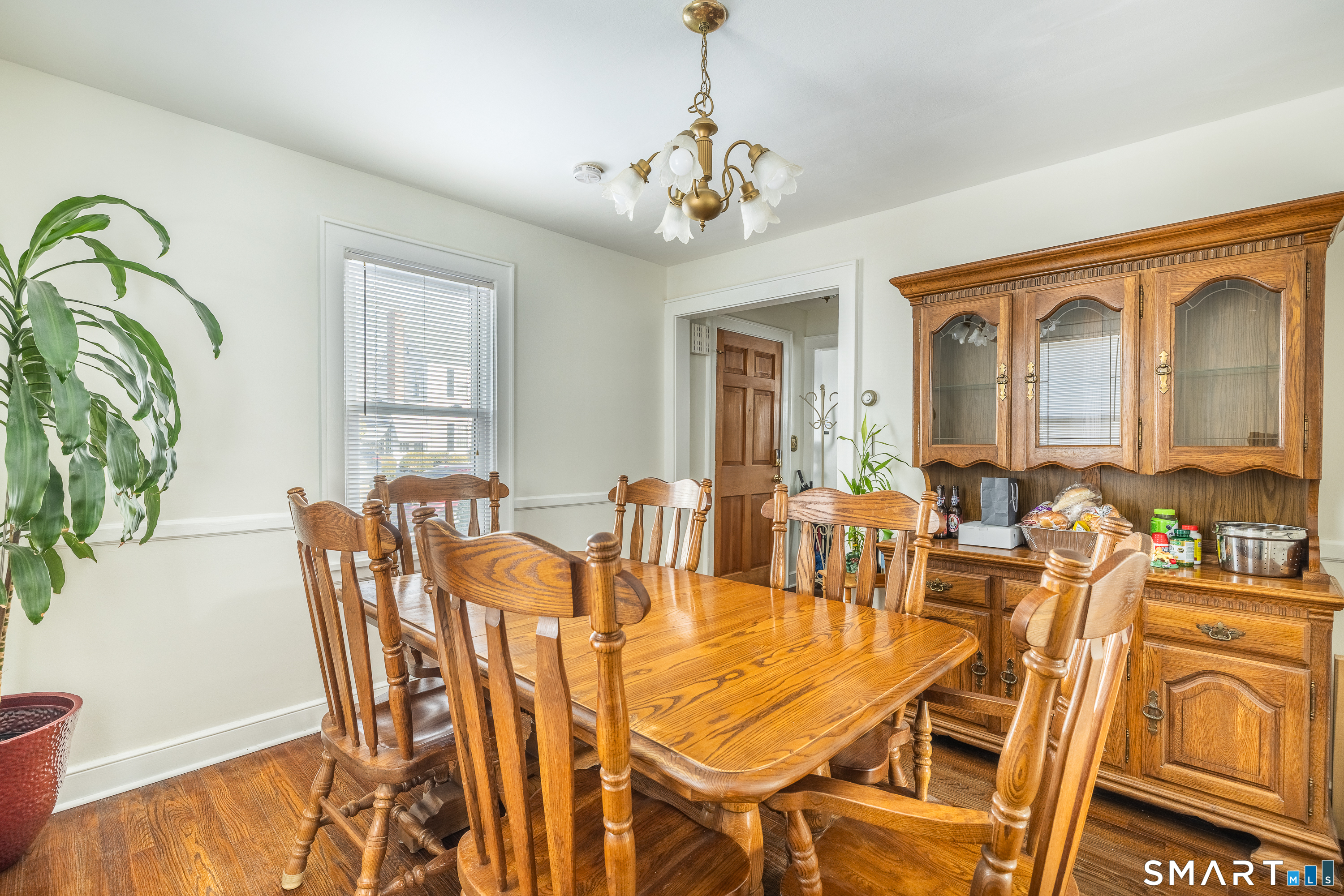 61 Astoria Avenue Bridgeport CT 06604