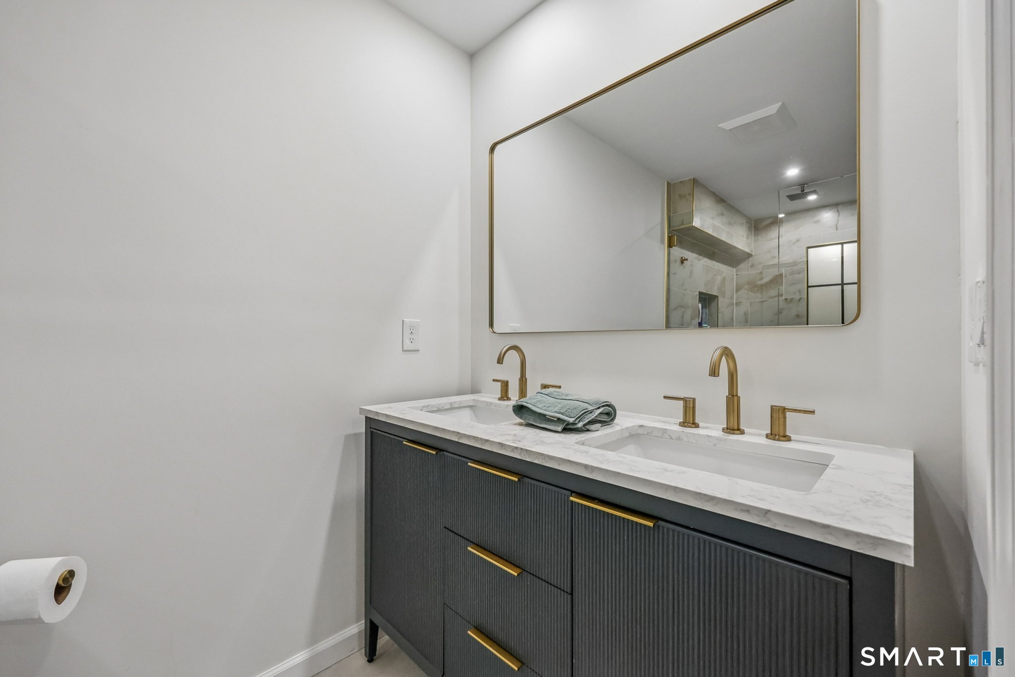 206 Peddlers Road Guilford CT 06437