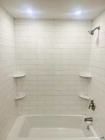 206 Peddlers Road Guilford CT 06437