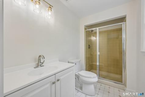 206 Peddlers Road Guilford CT 06437