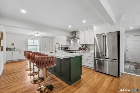 206 Peddlers Road Guilford CT 06437