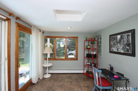 12 Edgewood Avenue Ansonia CT 06401