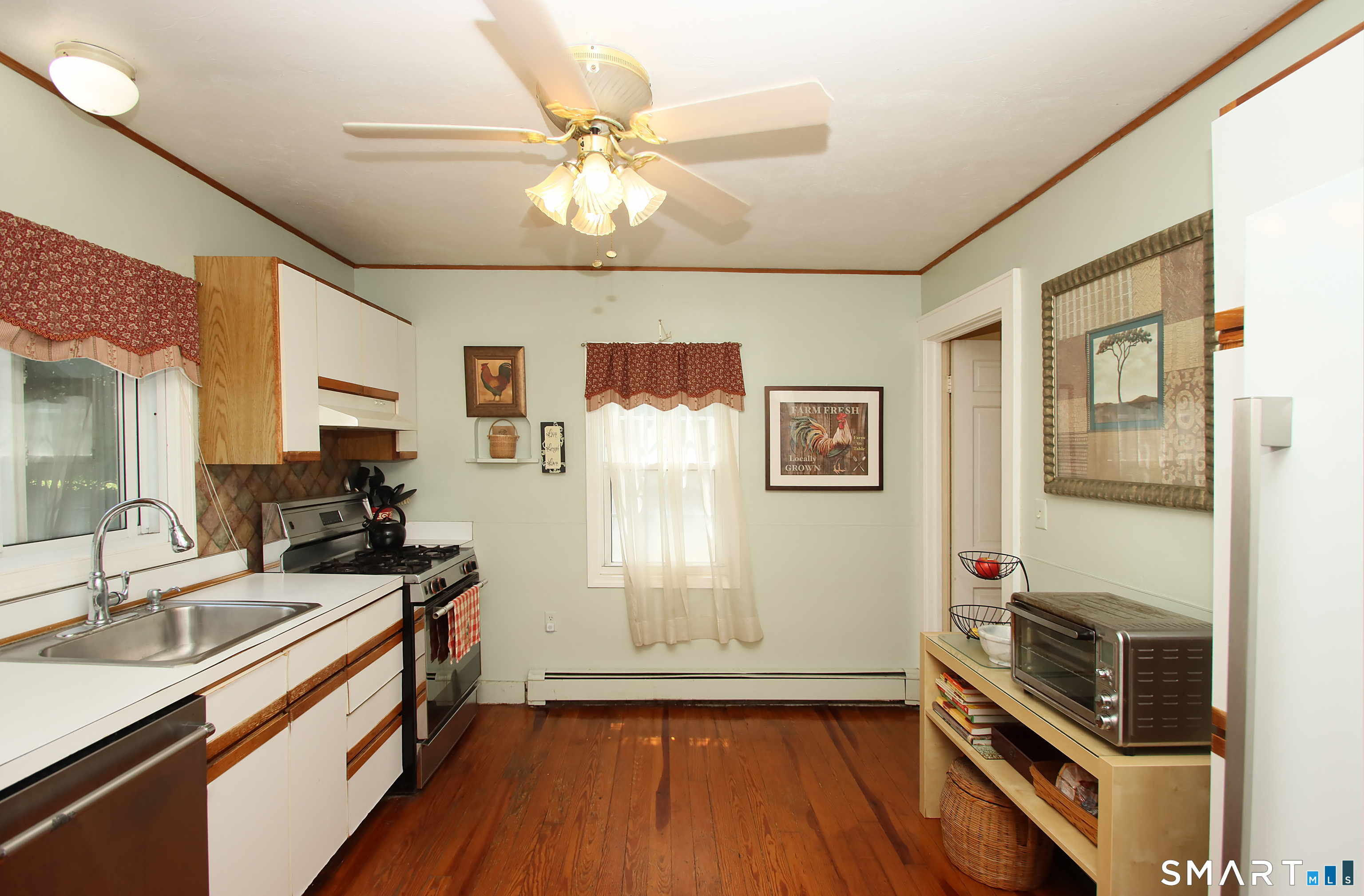 12 Edgewood Avenue Ansonia CT 06401