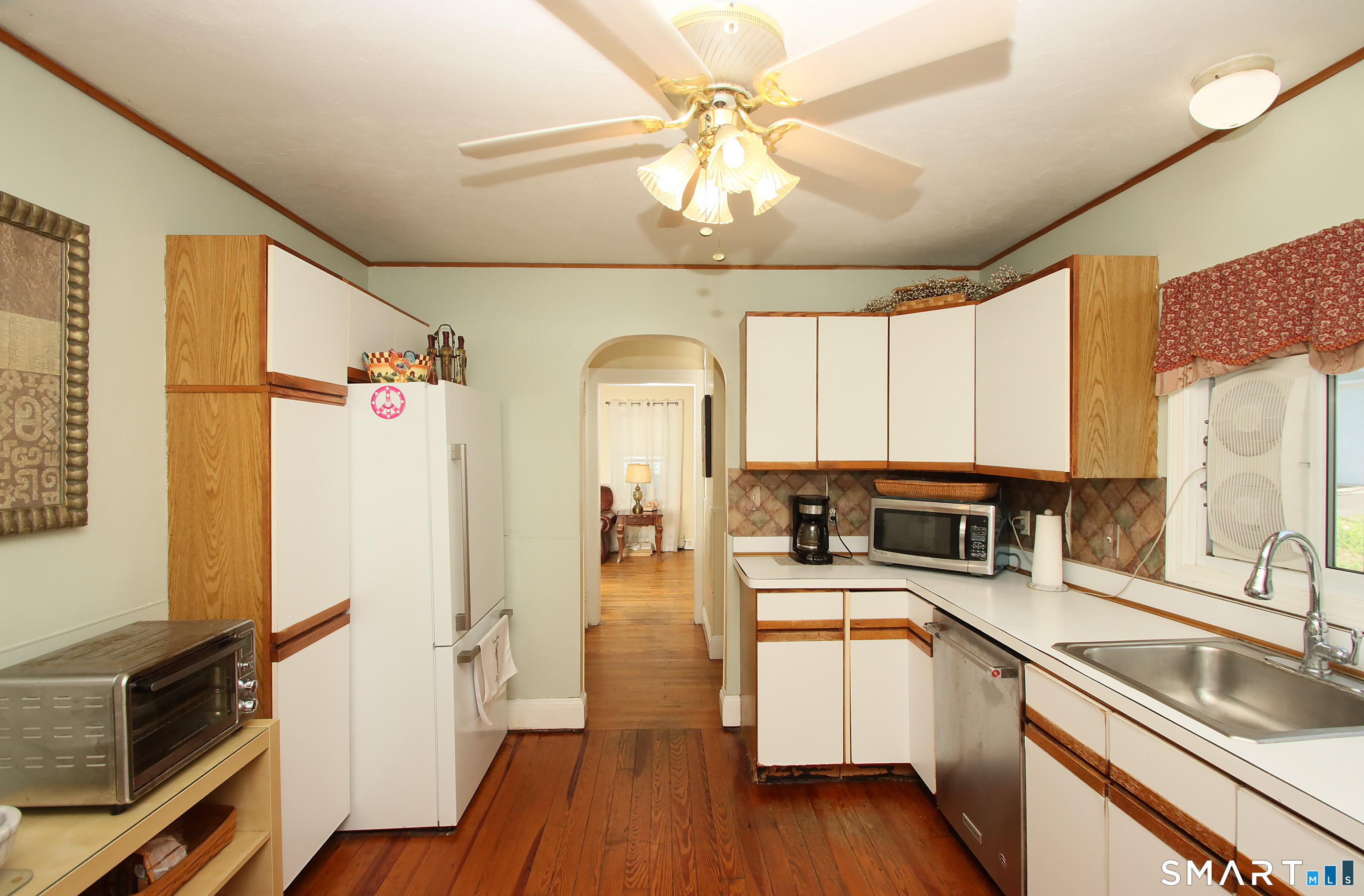 12 Edgewood Avenue Ansonia CT 06401