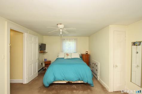 12 Edgewood Avenue Ansonia CT 06401