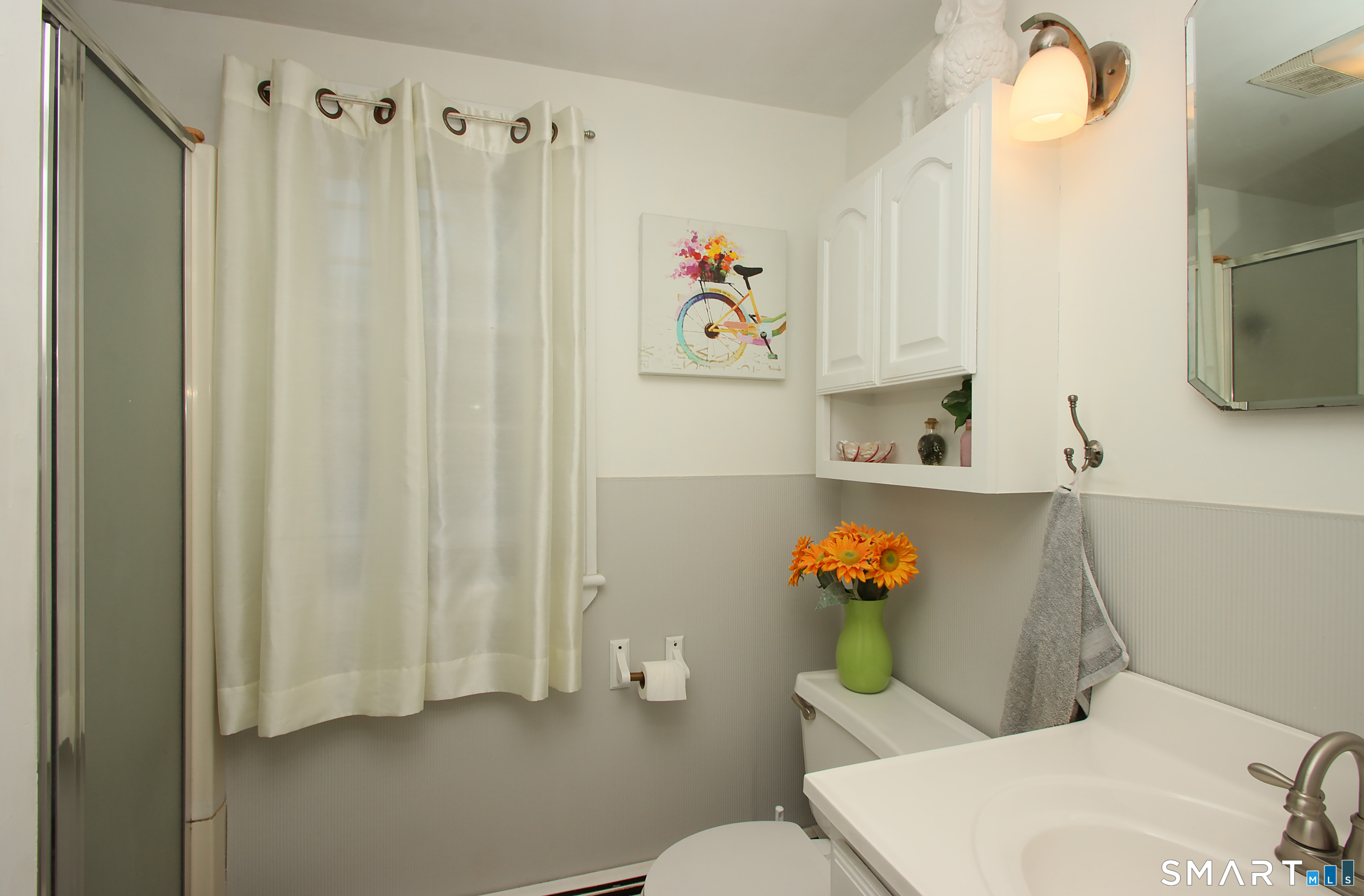 12 Edgewood Avenue Ansonia CT 06401