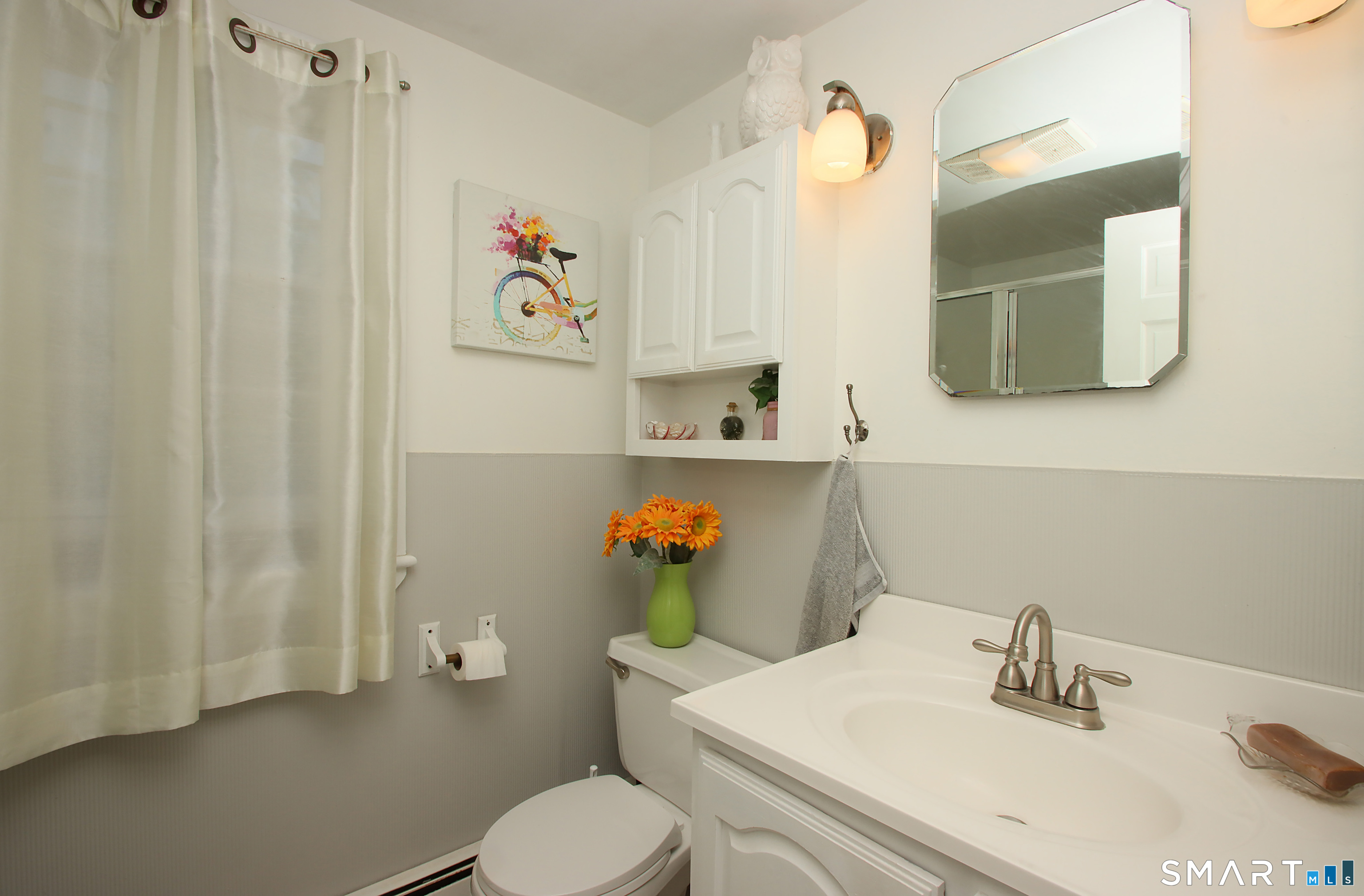 12 Edgewood Avenue Ansonia CT 06401