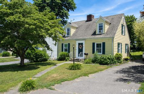 12 Edgewood Avenue Ansonia CT 06401