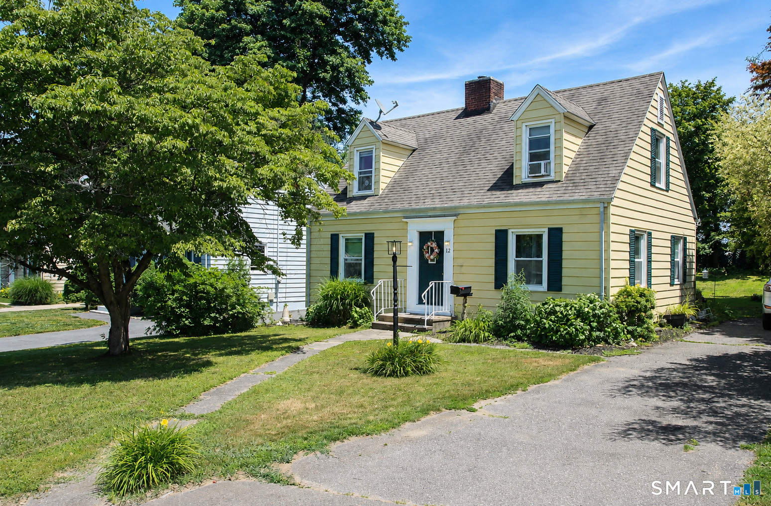 12 Edgewood Avenue Ansonia CT 06401