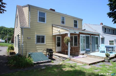12 Edgewood Avenue Ansonia CT 06401