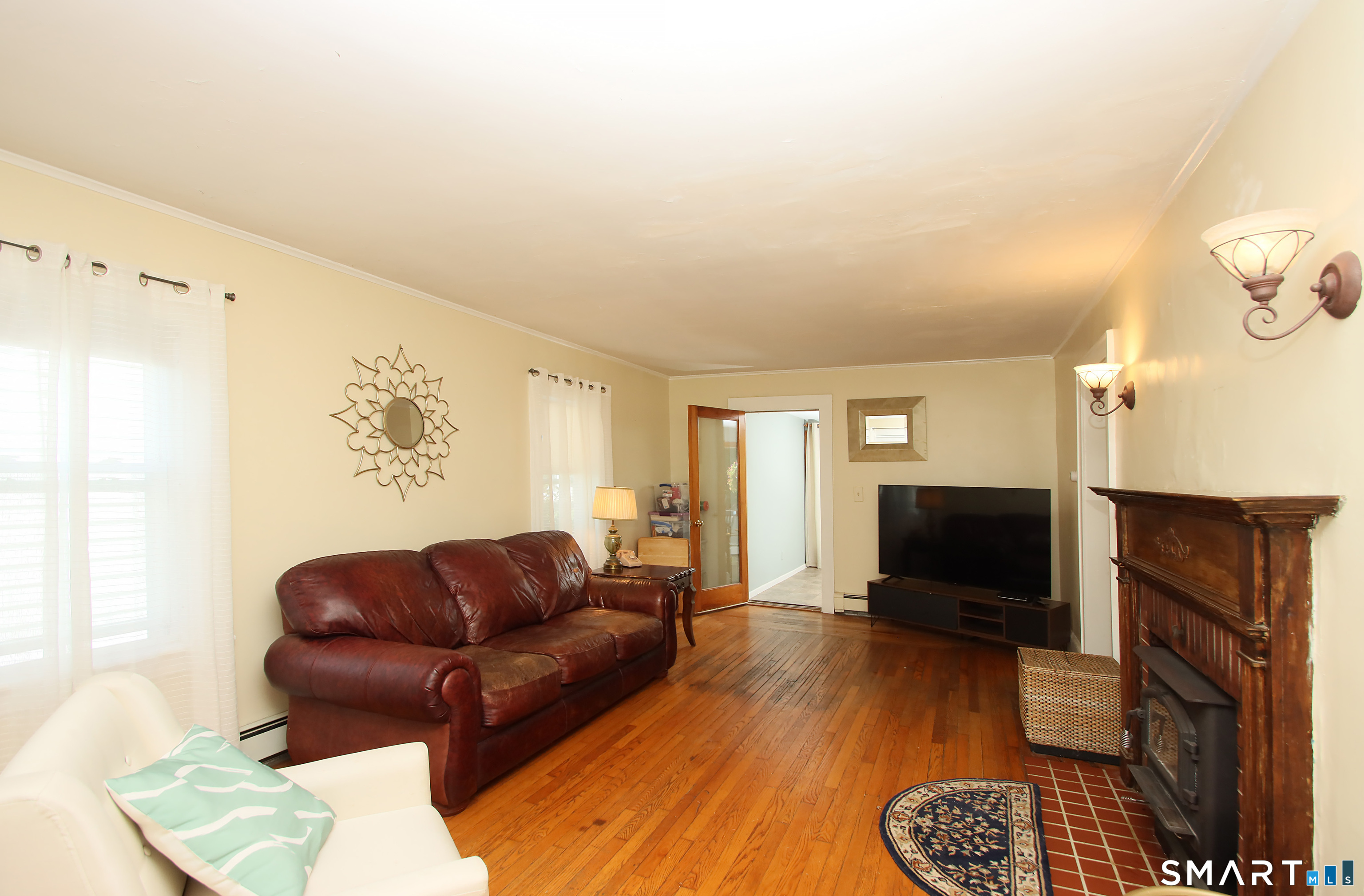 12 Edgewood Avenue Ansonia CT 06401