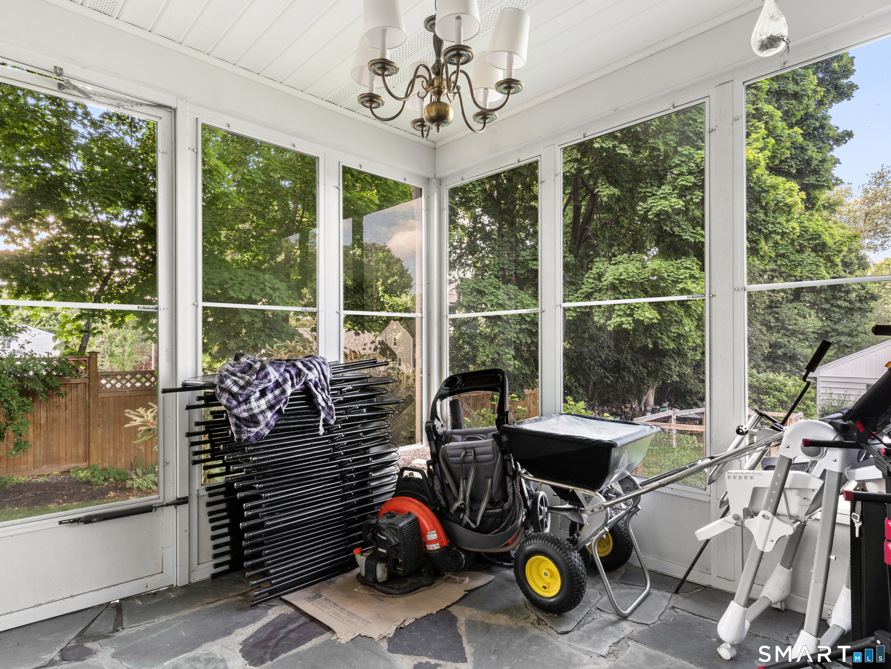 15 Ezra Road Danbury CT 06811