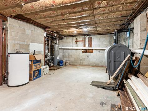 15 Ezra Road Danbury CT 06811