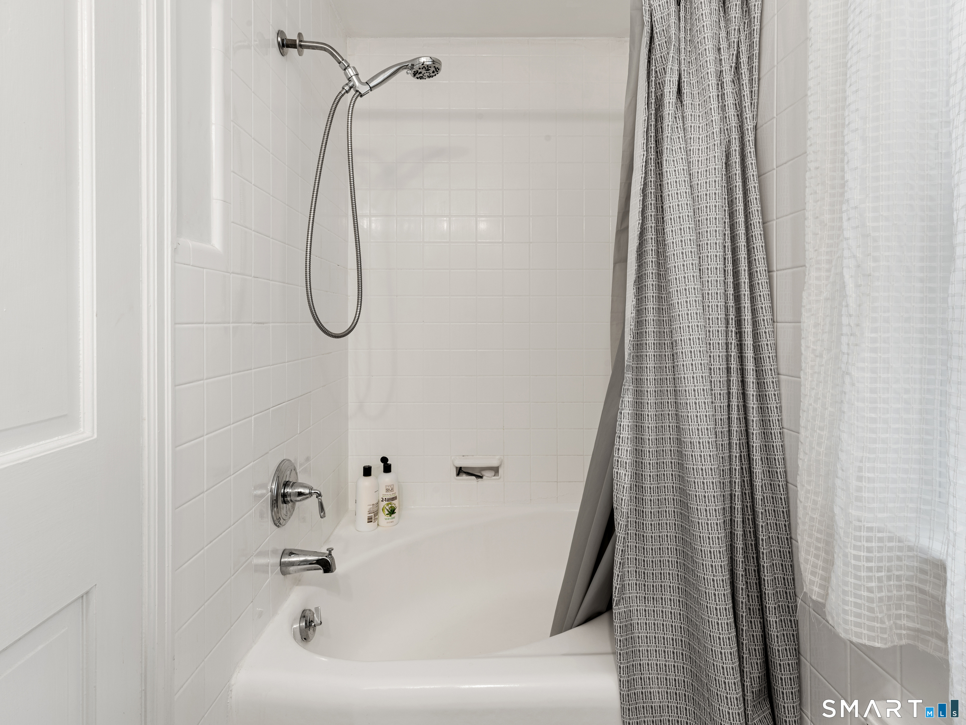 15 Ezra Road Danbury CT 06811