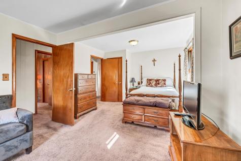 2 Old Grays Bridge Road Brookfield CT 06804