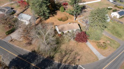 2 Old Grays Bridge Road Brookfield CT 06804