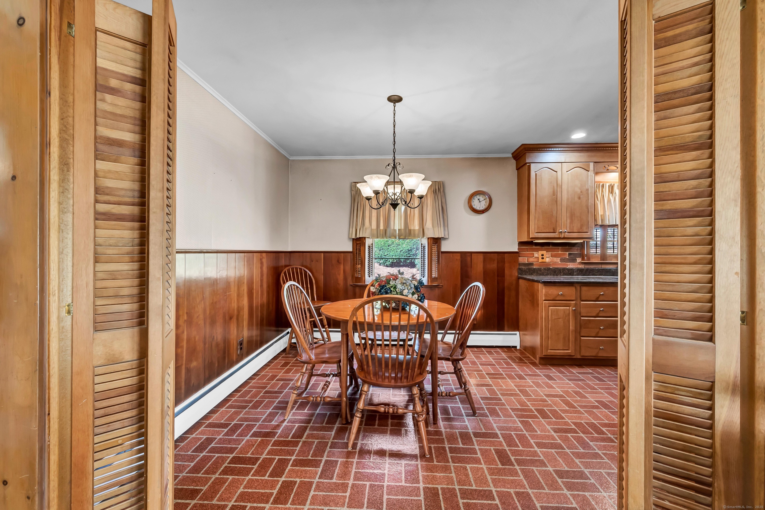 2 Old Grays Bridge Road Brookfield CT 06804